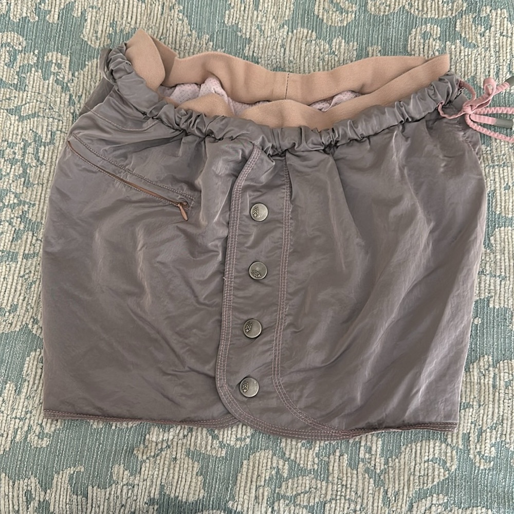 Free people movement pinkish gray shorts. - Picture 5 of 7